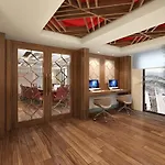 Hotel Moevenpick Airport 5*
