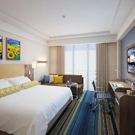 Mövenpick Airport Otel 5*