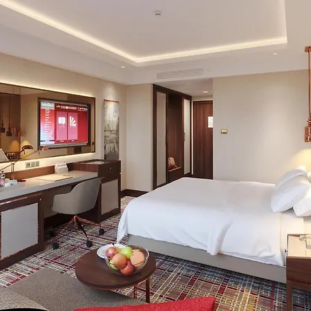 Moevenpick Airport Hotel 5*