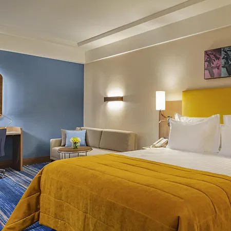 Hotel Moevenpick Airport 5*