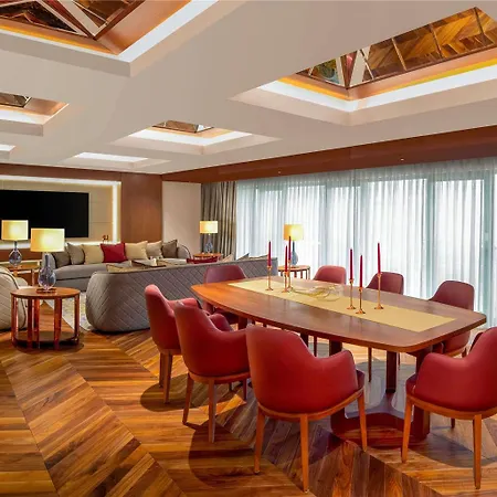 Mövenpick Airport 5* Istanbul