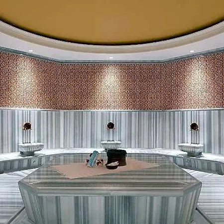 Hotel Moevenpick Airport