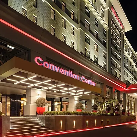 Moevenpick Airport 5*