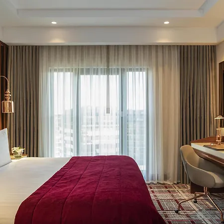 Moevenpick Airport 5* Стамбул