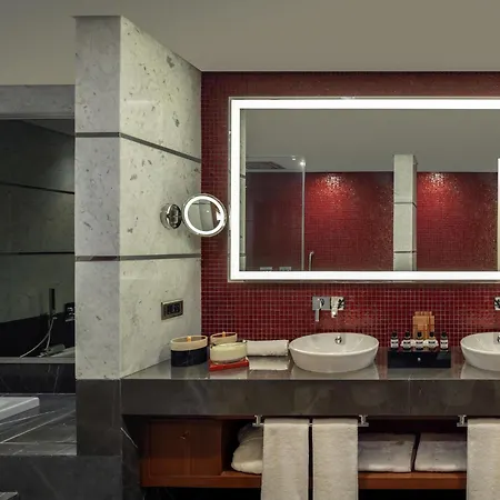 Moevenpick Airport 5* Istanbul
