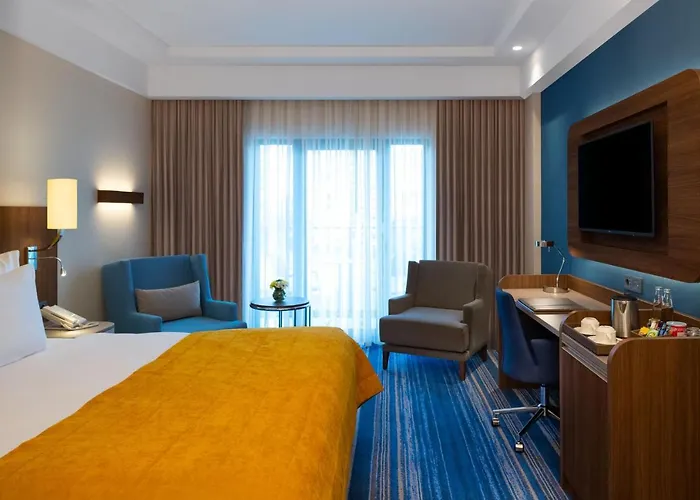 Moevenpick Airport 5*