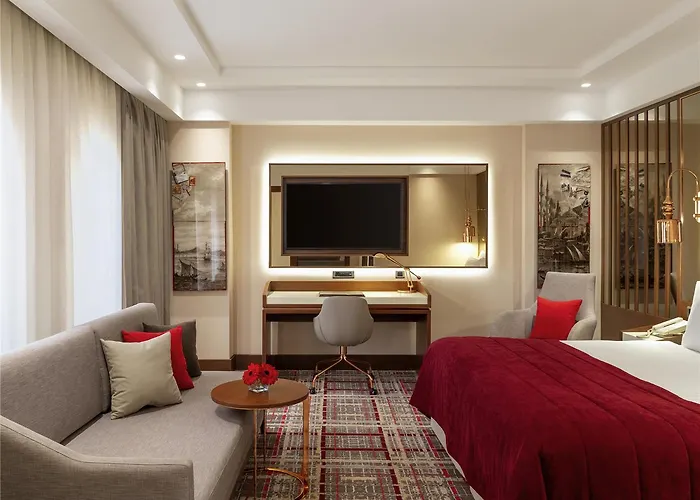 Hotel Moevenpick Airport 5*