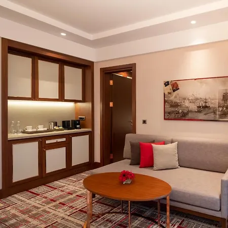 Moevenpick Airport 5* Istanbul