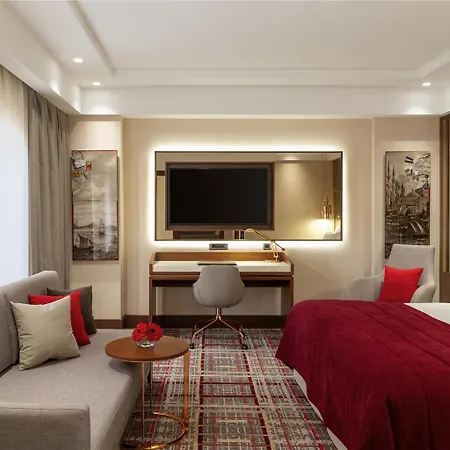 Hotel Moevenpick Airport 5*